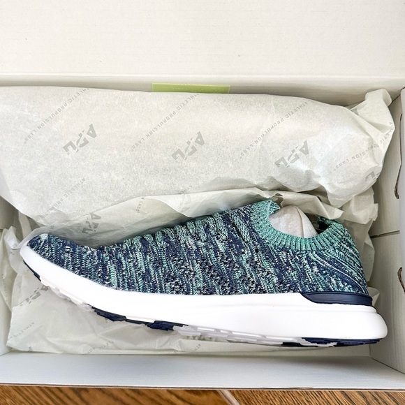 APL TechLoom Breeze Women’s Size 6 – Green Knit Slip-On Running Sneakers – New - Picture 2 of 9